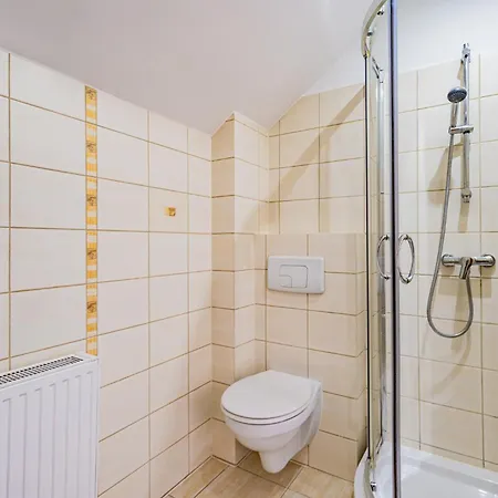 Zulawy - Restauracja & Ξενοδοχείο *