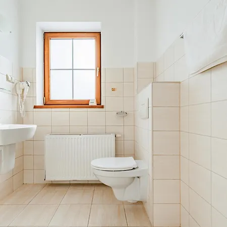 Ξενοδοχείο Zulawy - Restauracja & *